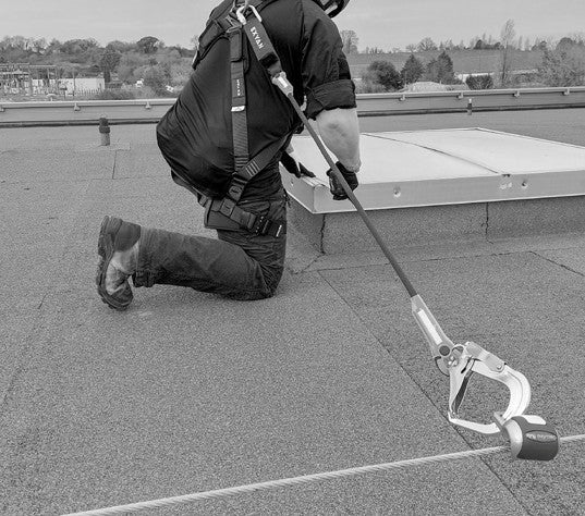 Horizontal Lifeline System (HLL) – Roof Mounted